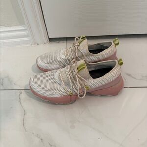 Sorel Kinetic Pink and White Women's Sneakers